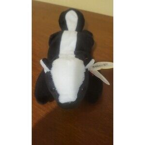 VINTAGE TY Beanie Baby Babies STINKY The Skunk NWT